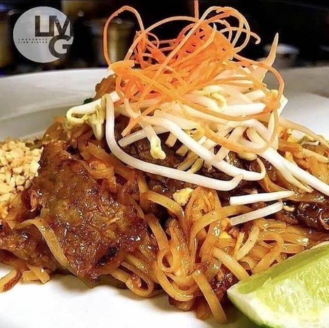 Lunch Shrimp Pad Thai.